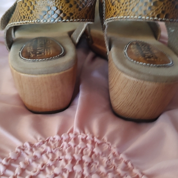 Spring Step L'Artiste Brown Snake Platform Sandals Size 9 EUC - Picture 4 of 7